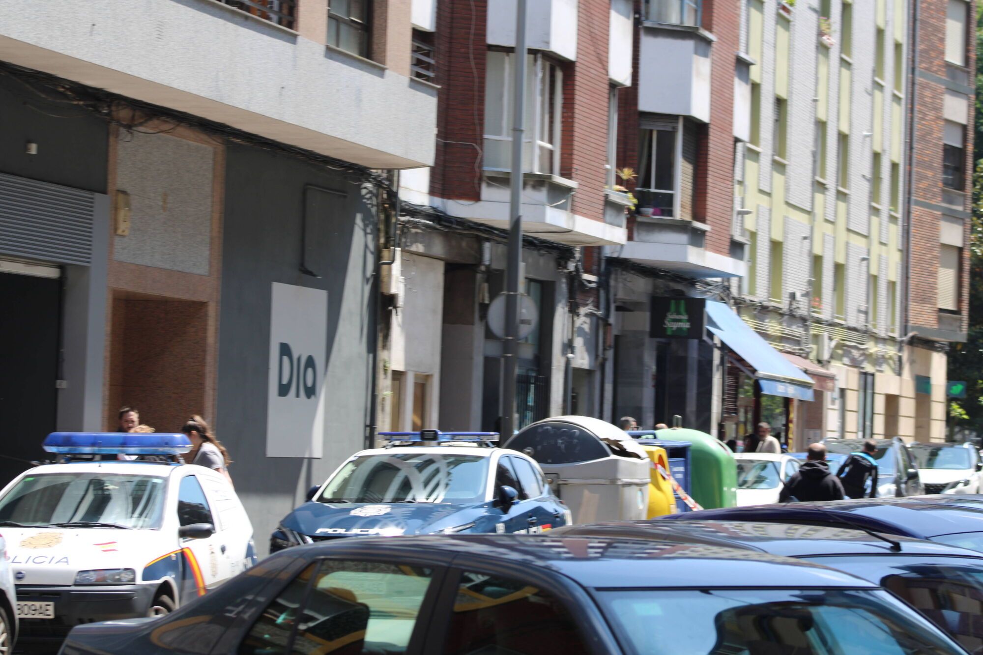 suceso calle Aller hombre lanzado por la ventana Mieres