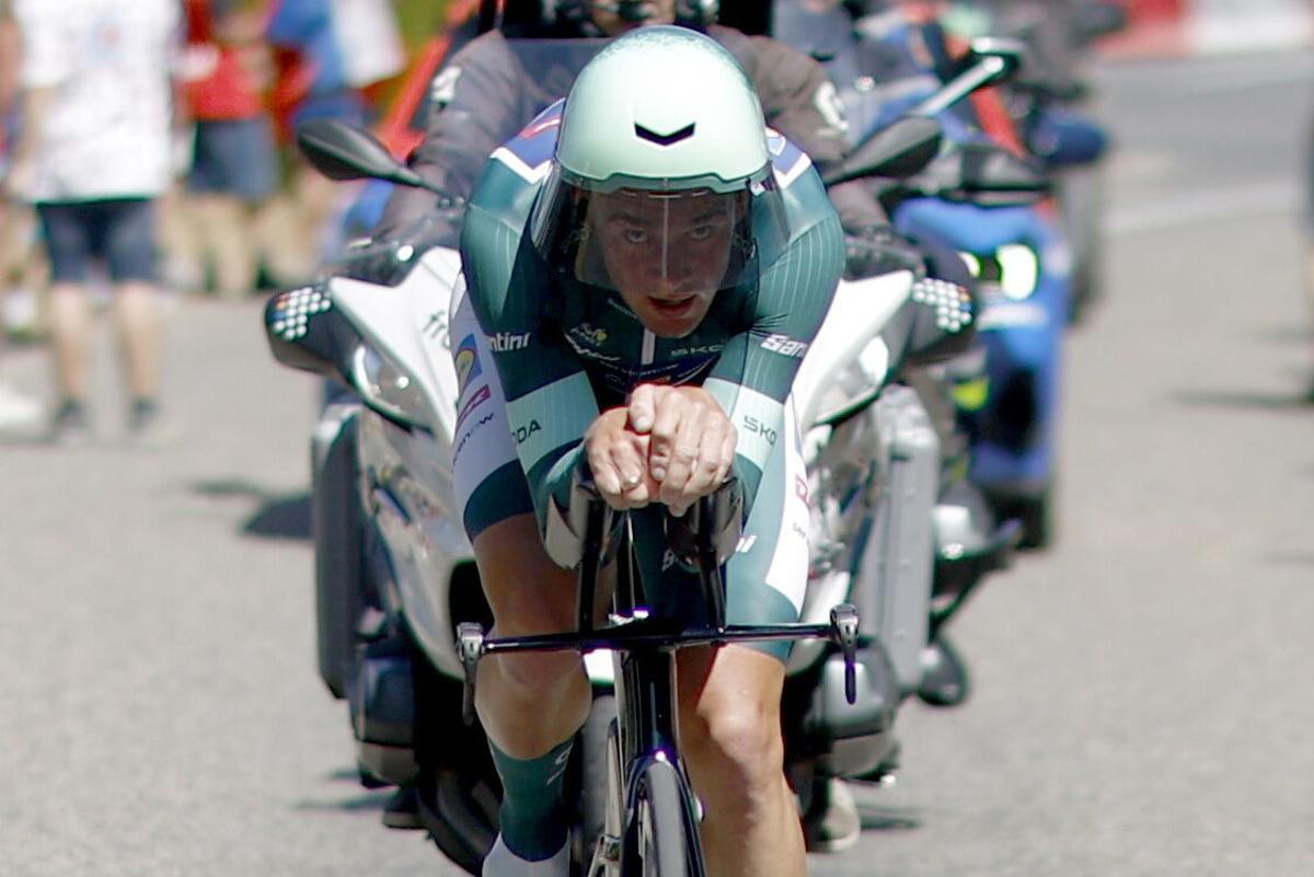 El ciclista danés Mads Pedersen (Lidl-Trek), líder de la clasificación por puntos (maillot verde). El ciclista danés Mads Pedersen (Lidl-Trek), líder de la clasificación por puntos (maillot verde).