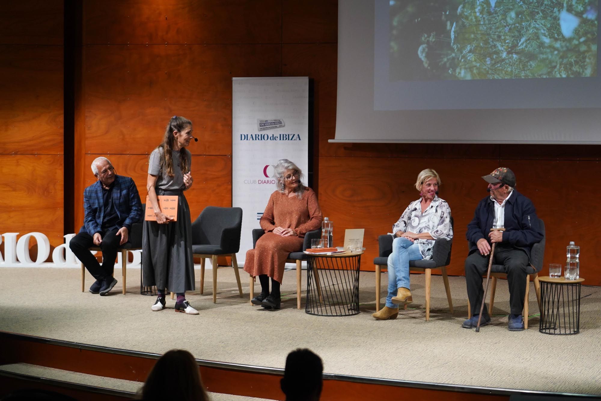 Presentación del libro 'Hombres de barro', en el Club Diario de Ibiza