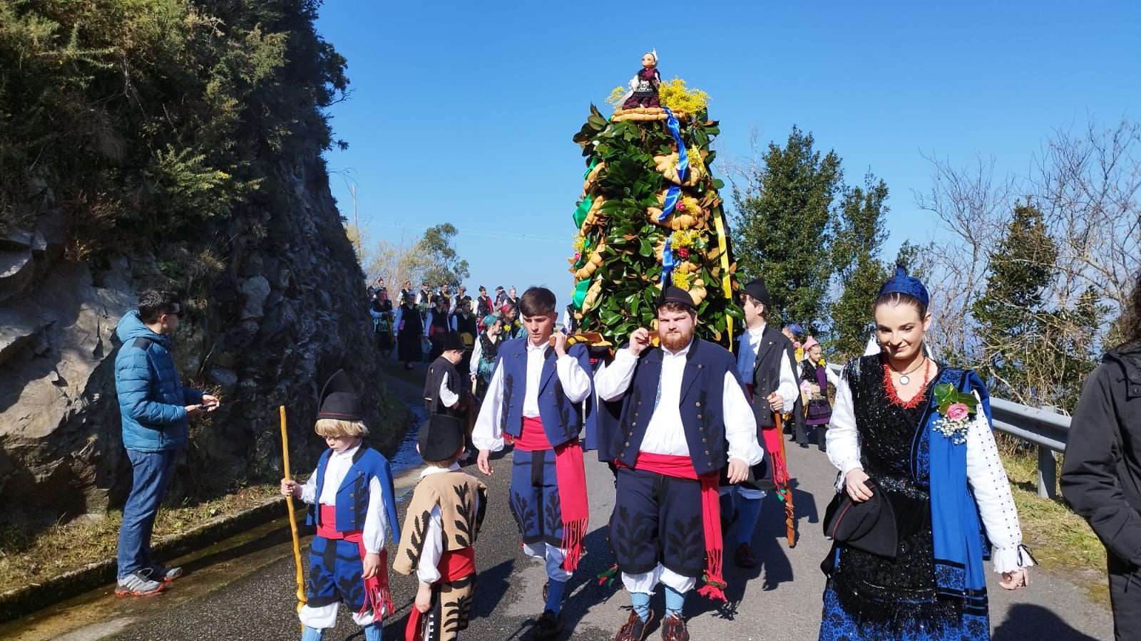 Pimiango celebra las fiestas de Santu Medé