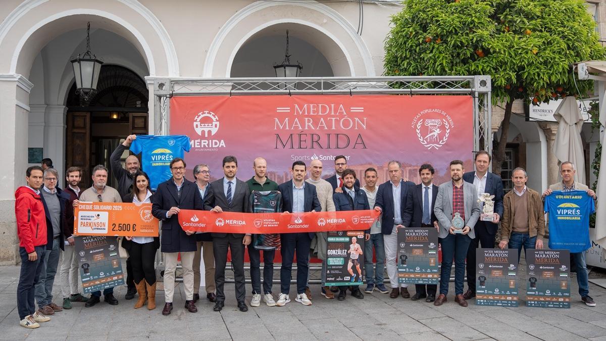 Presentación de la XIX Media Maratón Mérida.