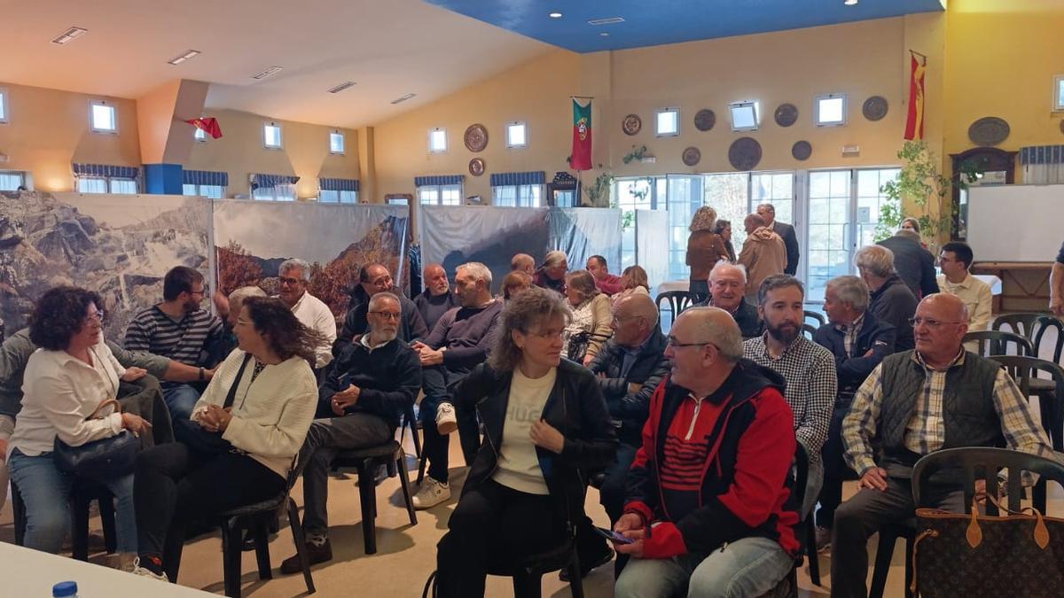 Reunión de cargos del PP con alcaldes de Sanabria