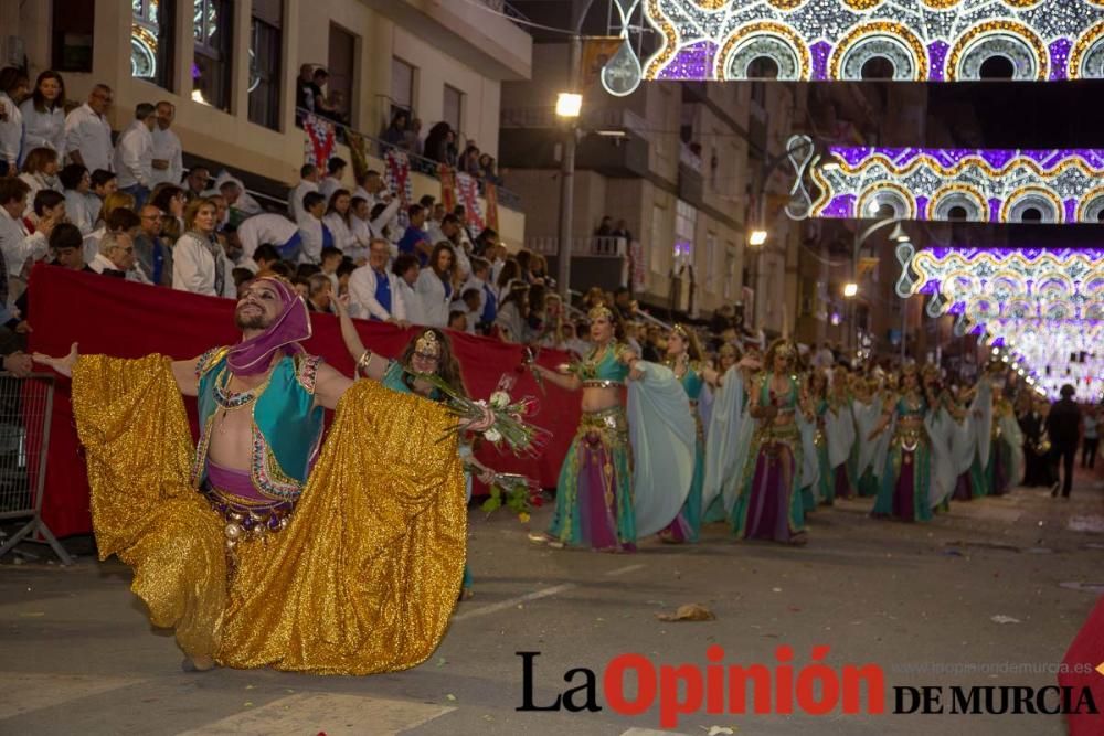 Desfile día 4 de mayo en Caravaca (Bando Moro paso