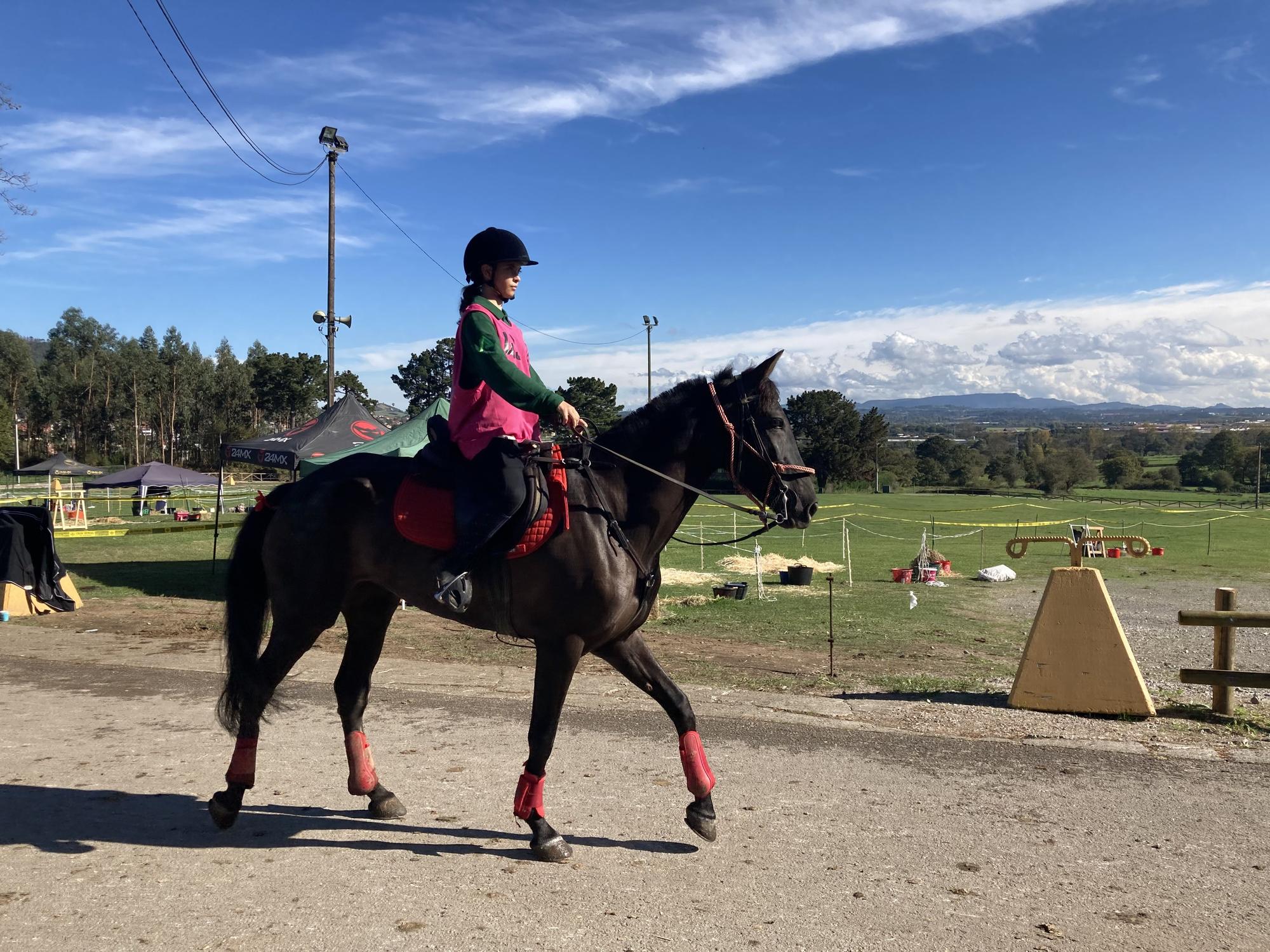 Llanera se llena de caballos con el campeonato de España de Raid Interautonomías