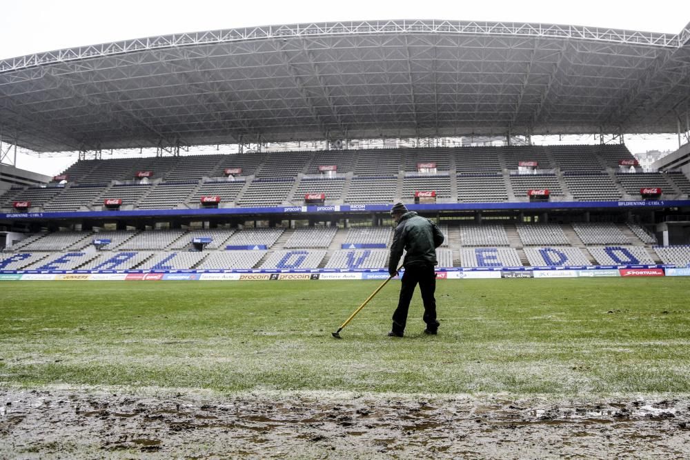 Estado del cesped del estadio Carlos Tartiere