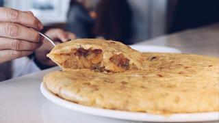 Esta es la receta (con truco) de la tortilla de patata más famosa de España