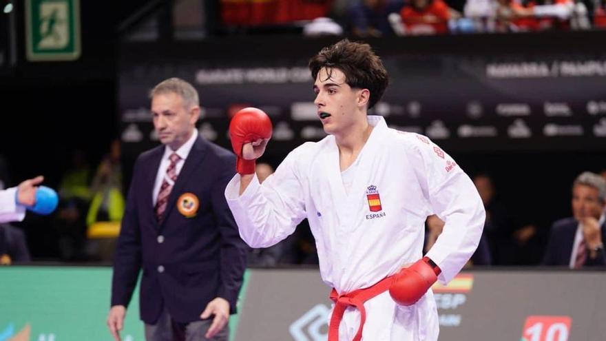 El karateka moscón, Borja Gutiérrez, durante un combate.
