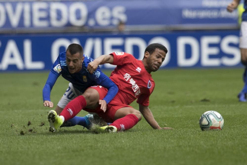 El partido del Oviedo ante el Numancia, en imágenes.