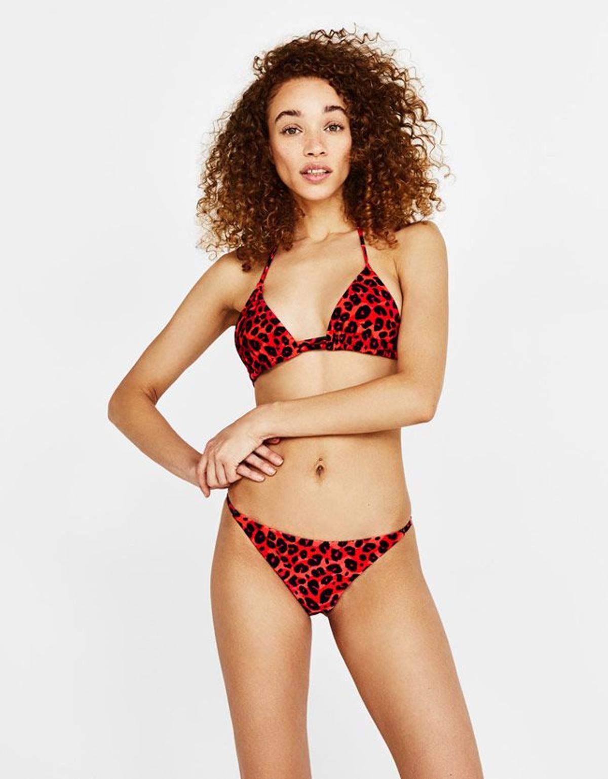 Swimwear Bershka 2018: bikini de leopardo