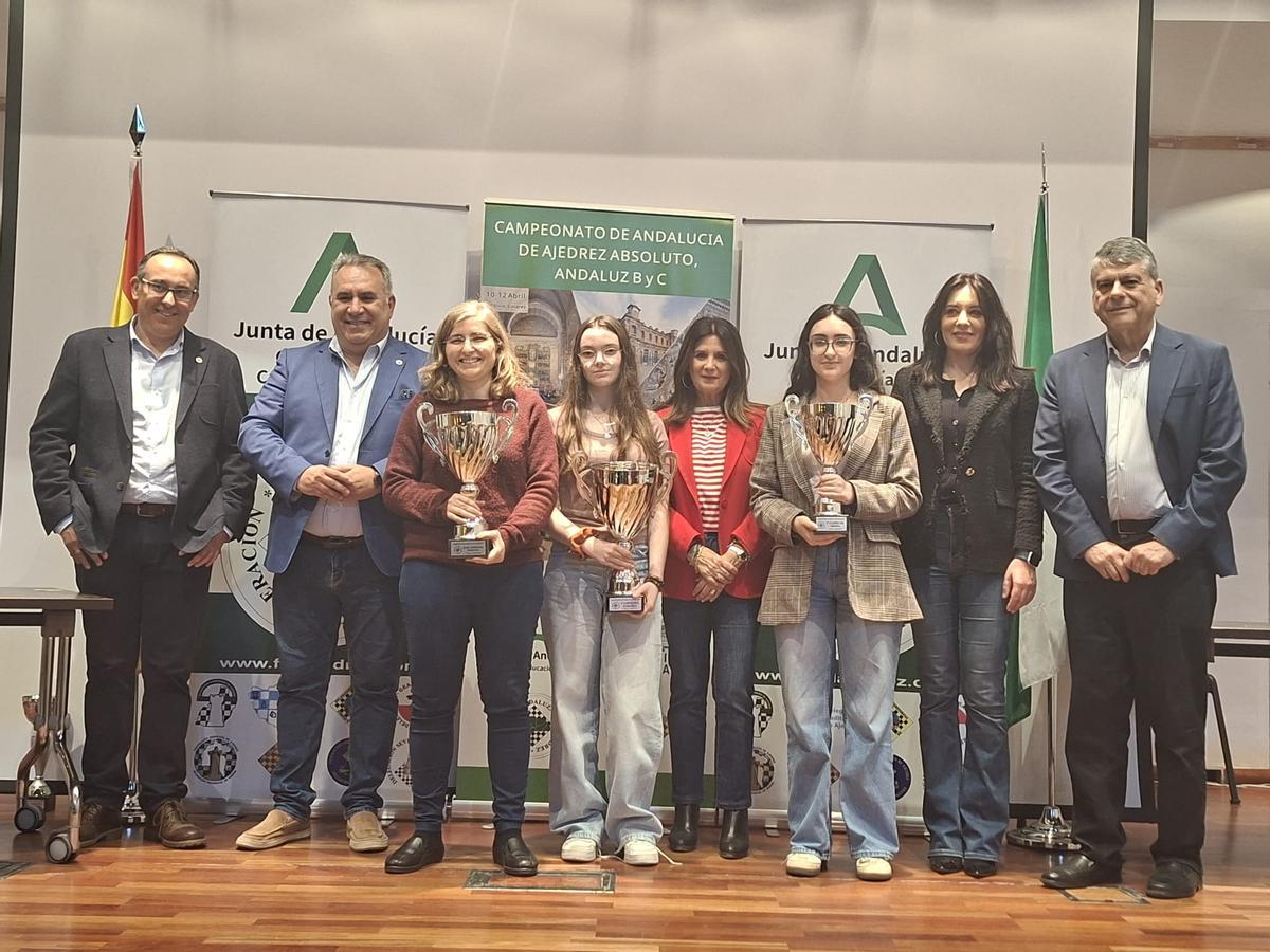 Paloma Gutiérrez se proclama subcampeona del campeonato de Andalucía de ajedrez absoluto diputado en Linares.