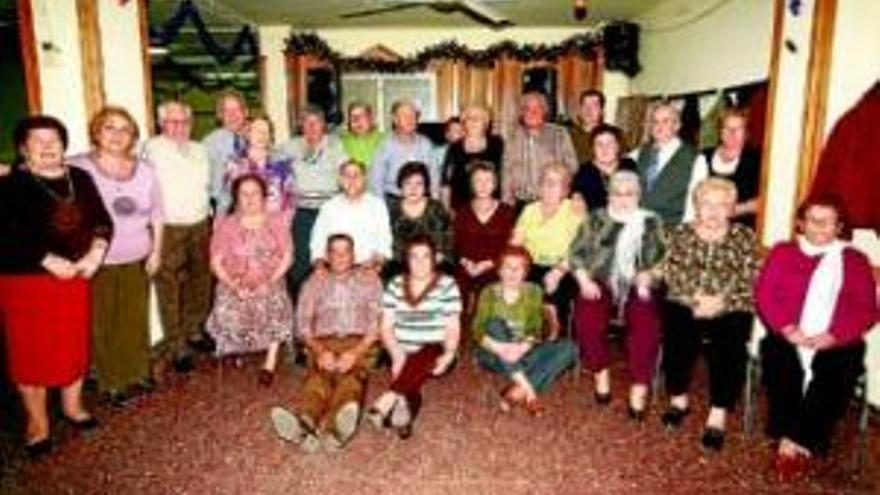 Cena popular y baile de los jubilados del centro Crèmor