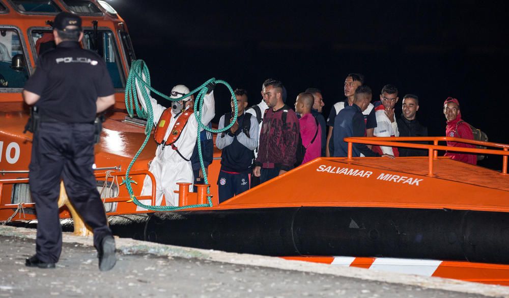 Interceptan varias pateras en la costa de Alicante