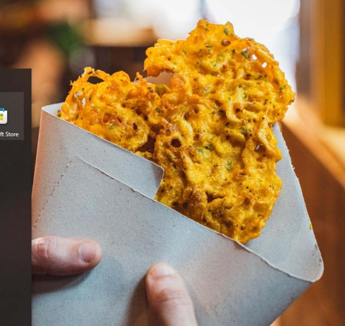 La tortilla de camarones es uno de los platos más representativos del Pichi de Cái