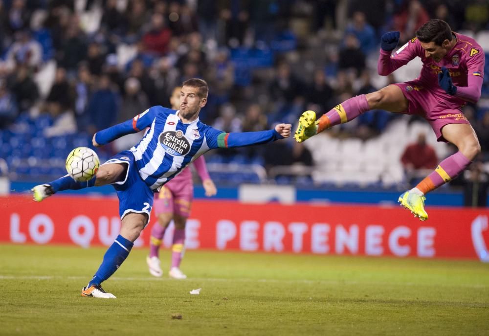 El Deportivo cae ante Las Palmas en Riazor