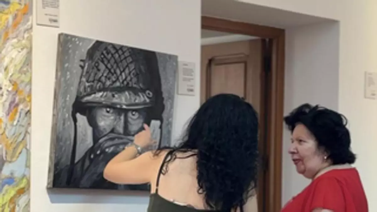48 artistas alzan la voz en Cáceres contra los conflictos bélicos