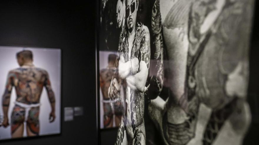 CaixaForum Palma inaugura una exposición sobre la evolución de los tatuajes con más de 240 piezas