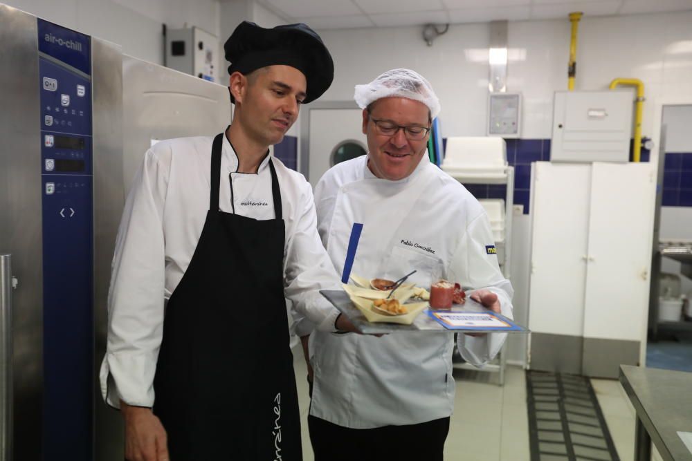 Pablo González-Conejero pone las tapas en el hospital Los Arcos