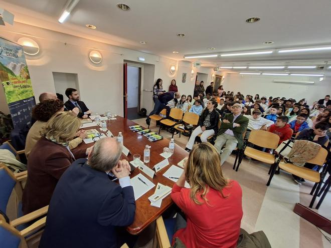 En imágenes: Así fue la visita de la Mesa de la Junta General a San Martín de Oscos