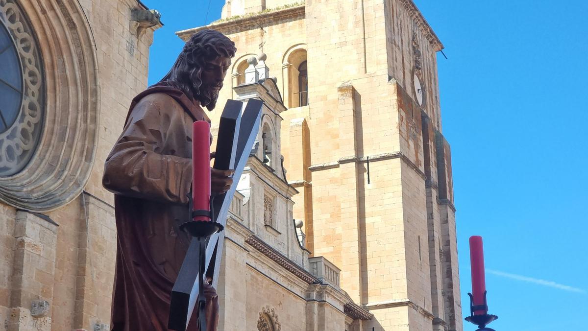 GALERÍA | Toro se rinde ante la procesión de Jesús Nazareno y Ánimas de la Campanilla