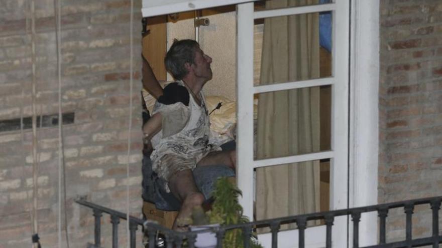 El hombre, en su casa, el día del suceso en 2013.