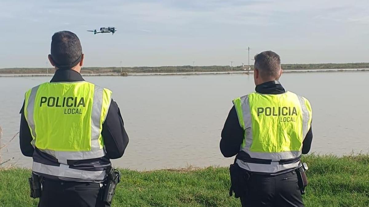 Imagen de archivo con el dron de la policía local de Almendralejo.