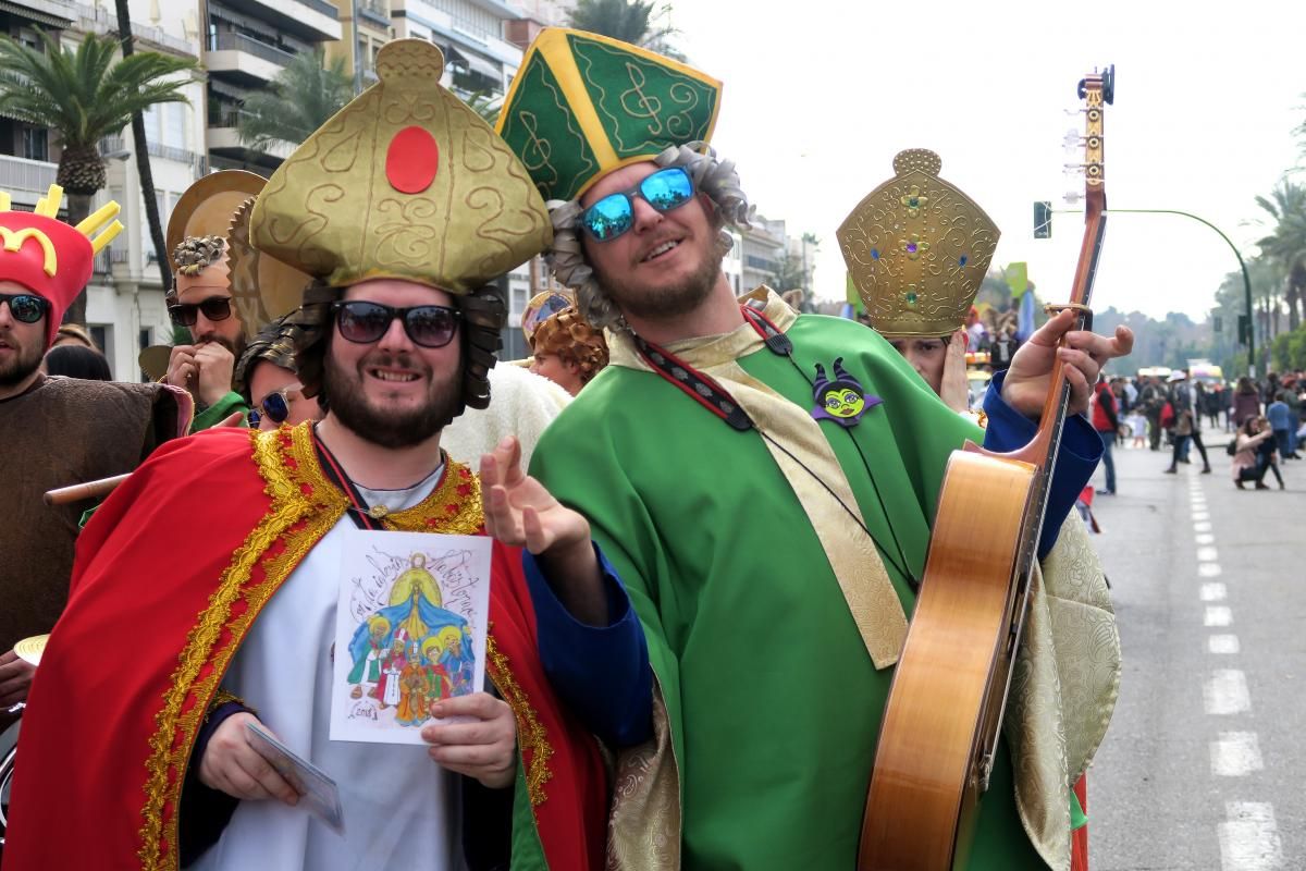 El gran desfile del Carnaval de Córdoba, en imágenes