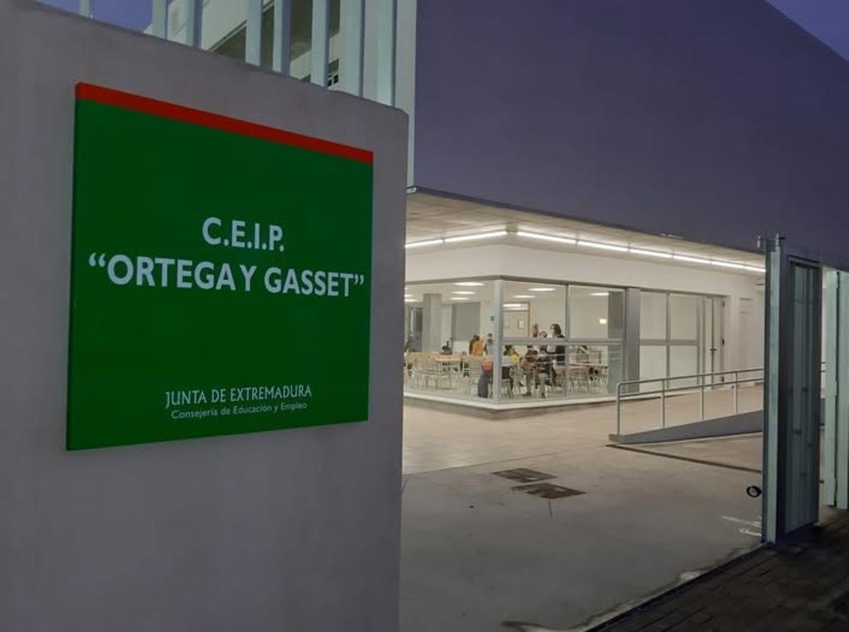 Colegio Ortega y Gasset de Almendralejo en una imagen de archivo.