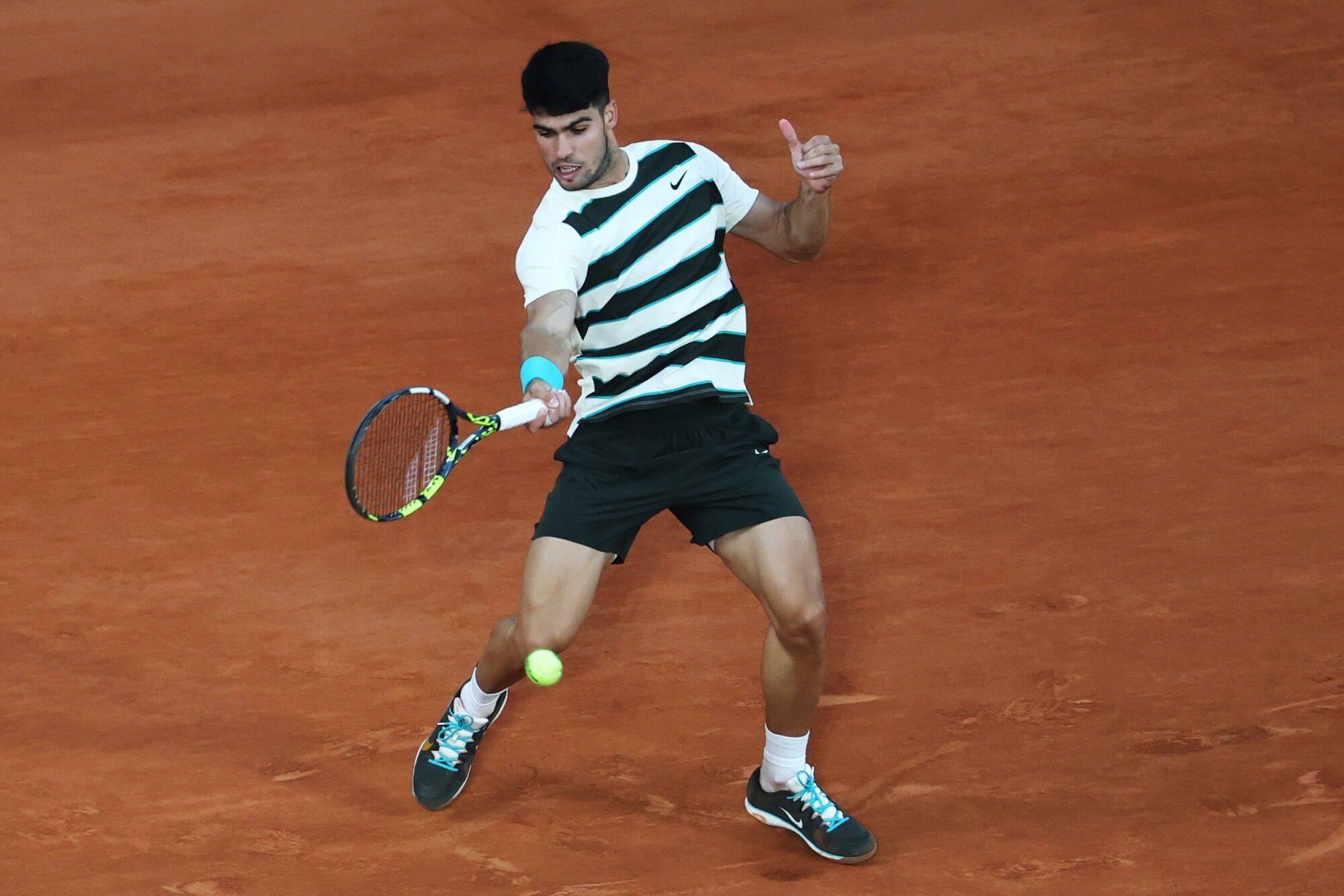 Roland Garros: Tommy Pau - Carlos Alcaraz, en imágenes.