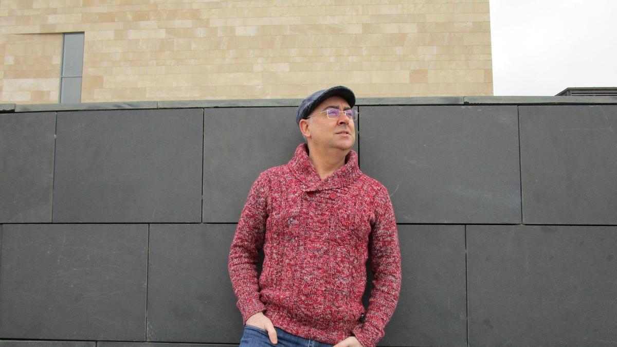Pascual Martinez, el escritor que recibirá el V Premio Villanúa Rural Noir