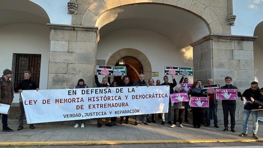 La Diputación de Cáceres reitera su compromiso con la Ley de Memoria Histórica de Extremadura