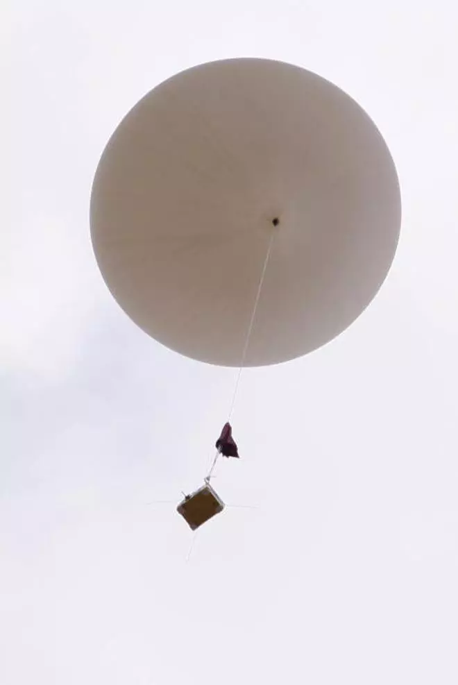 Llancen dues sondes a l'estratosfera des del Pla de l'Estany