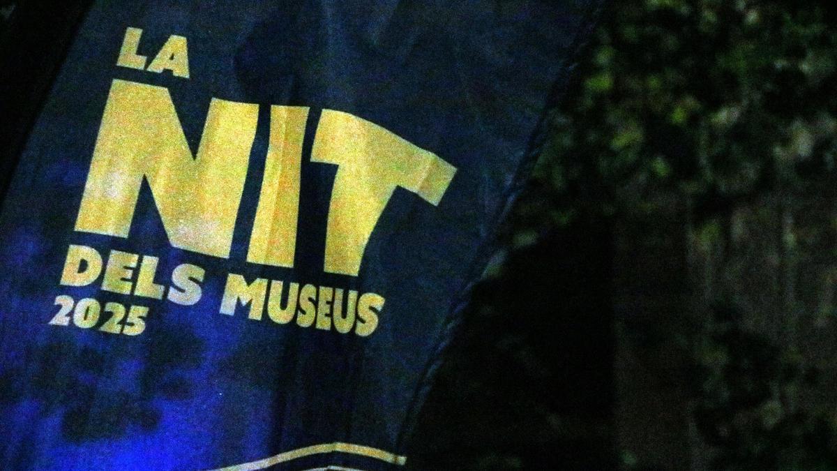 Bandera de la 'Nit dels Museus' en su edición de este 2025.