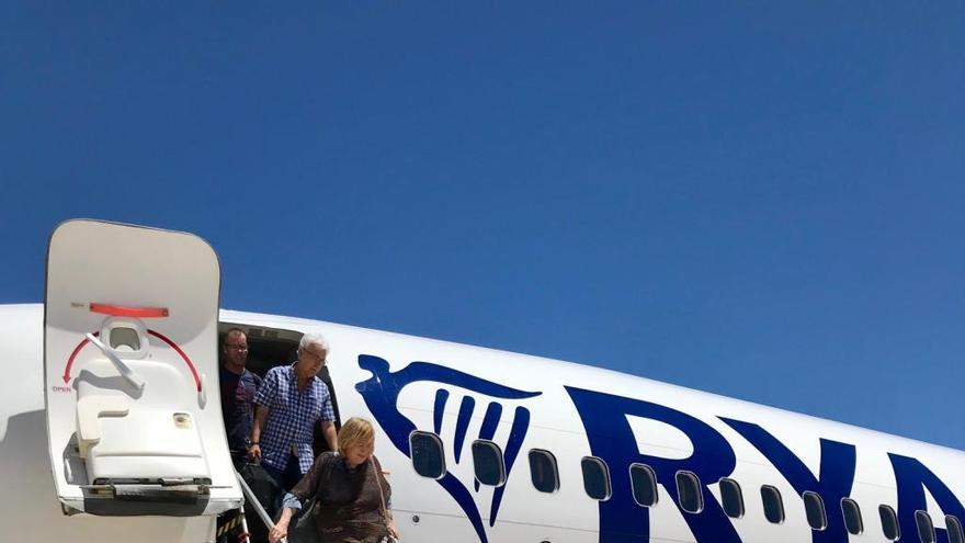 Ryanair suprimirá dos rutas de Corvera en la temporada de invierno