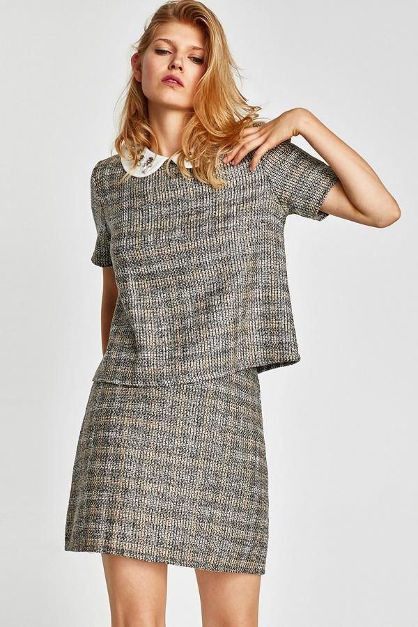 Es temporada de dos piezas en Zara: mini falda y cuerpo estampados