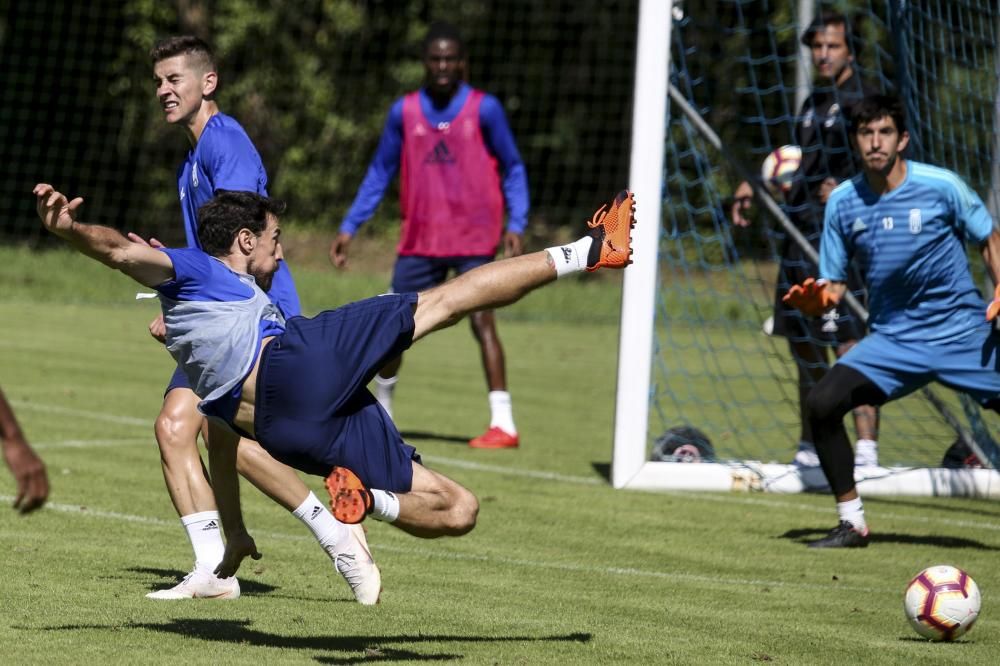 Entrenamiento del Oviedo en el Requexón