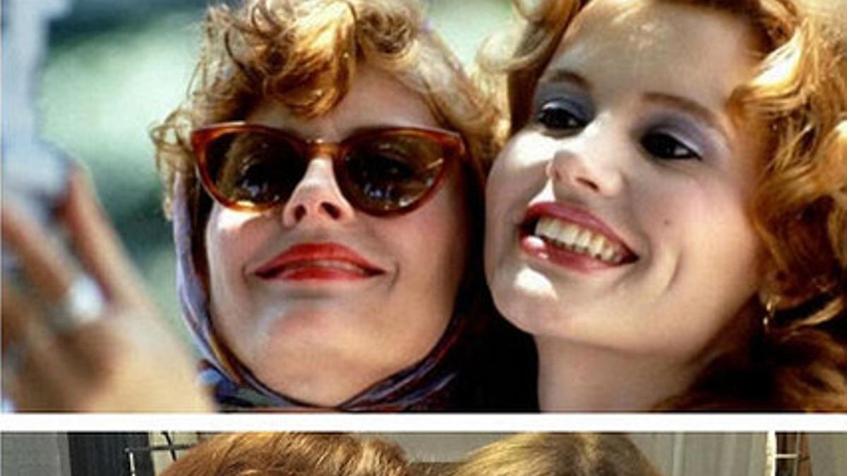 Susan Sarandon y Geena Davis, arriba, en el mítico fotograma de la película de Ridley Scott de 1991. Abajo, en la foto actualizada que las ha vuelto a unir y a 'viralizar' en internet.