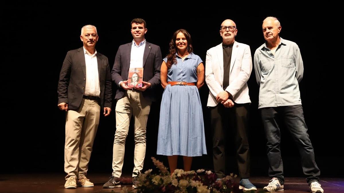 Iria Collazo López recibiu o premio por "A muller de mentira".