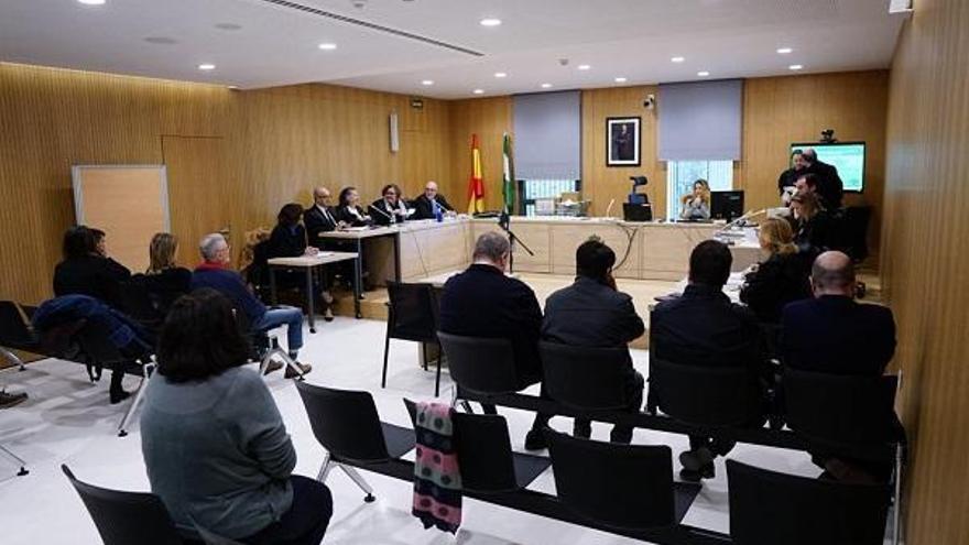 Condenados seis acusados en el juicio de los cursos de formación