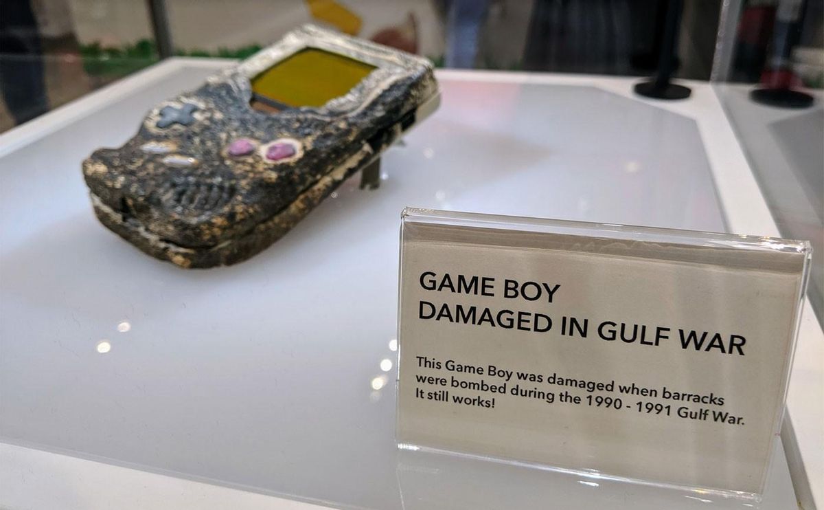 Game Boy Damaged