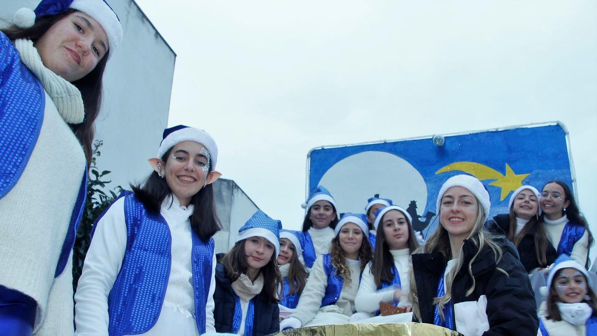 Sus Majestades reparten ilusión en Monesterio Sus Majestades reparten ilusión en Monesterio