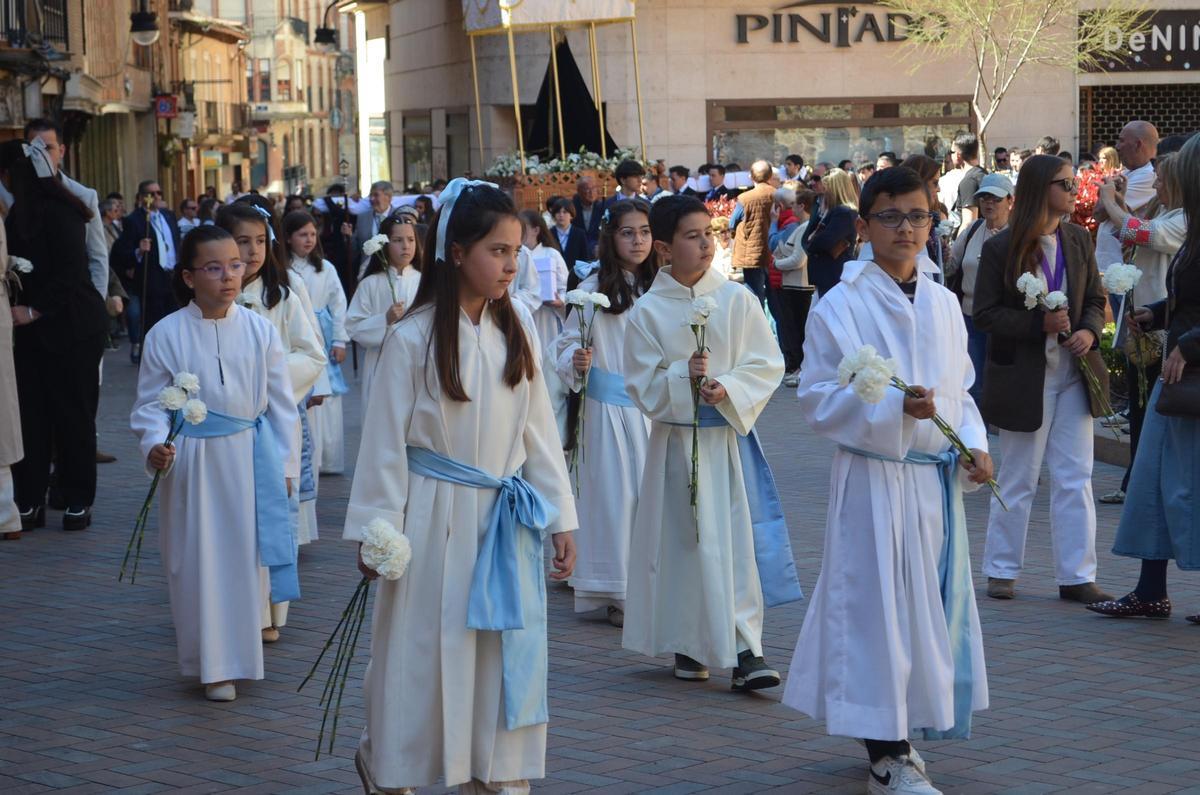 Procesión del Domingo de Resurrección en Benavente.