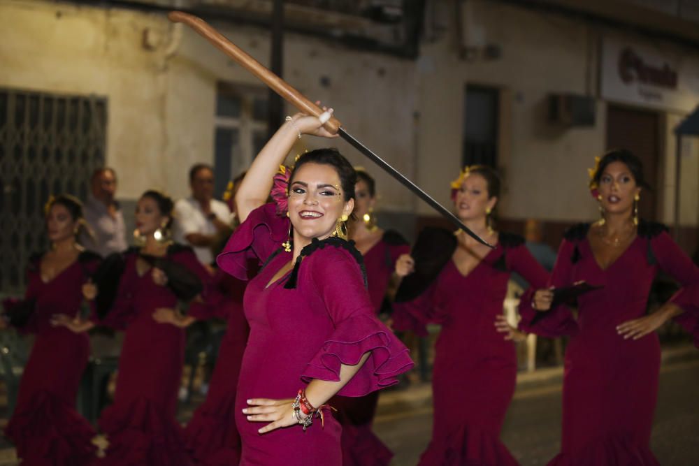 Los Moros y Cristianos de Aspe viven un desenlace espectacular