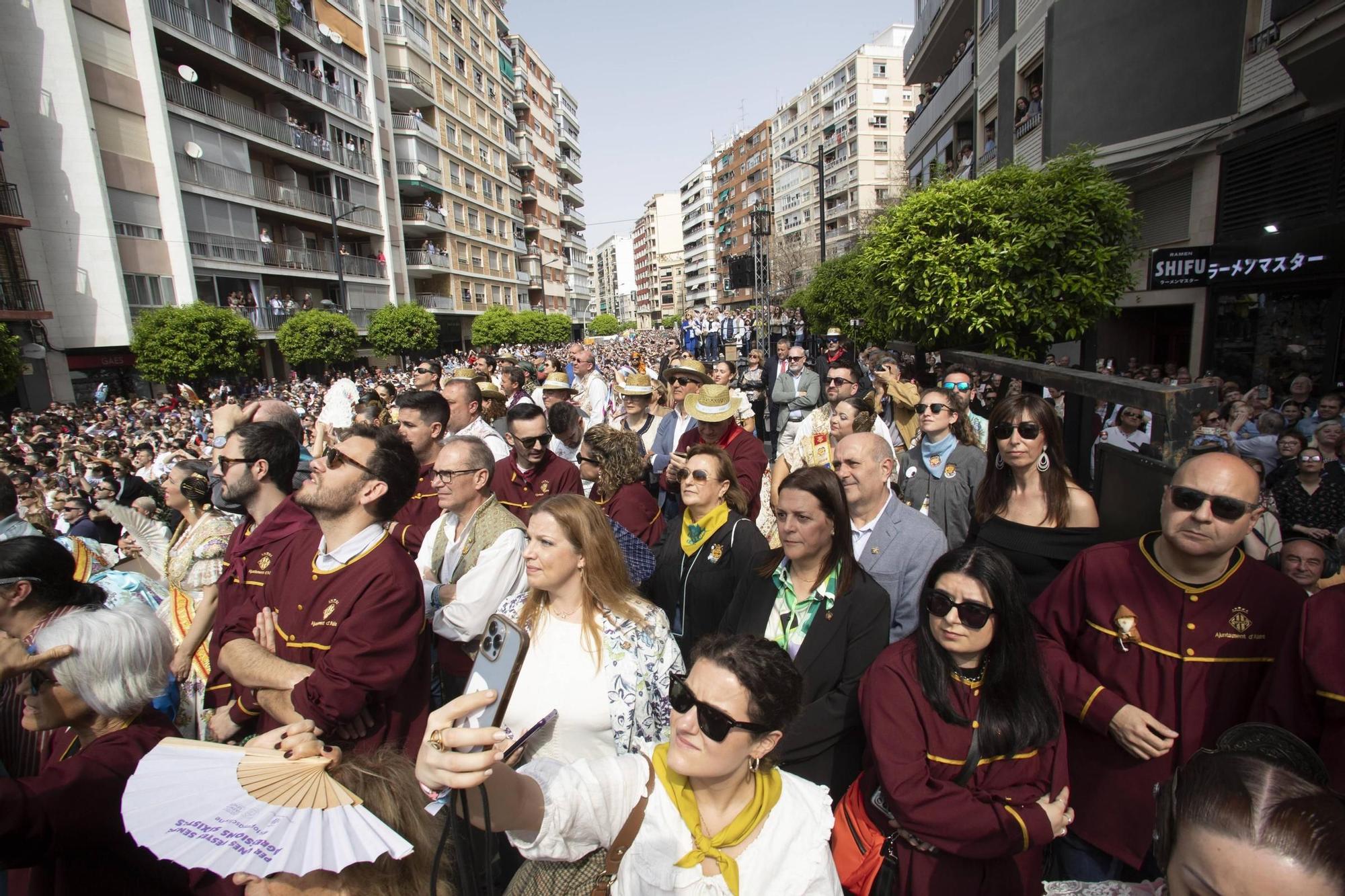 Así ha sido la última 'mascletà' de las Fallas 2024 en Alzira