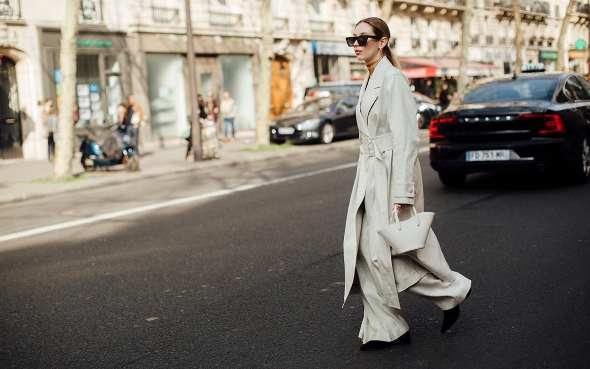 5 'looks' con gabardina para no perder tu estilo en los días de lluvia