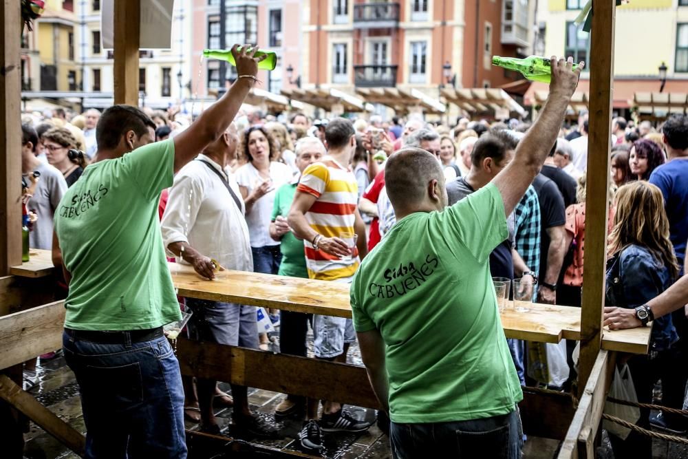 Gran fiesta de la sidra en Gijón