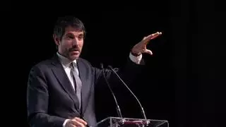 Urtasun: "Lo que tiene que hacer el rey emérito es pedir disculpas y rendir cuentas"