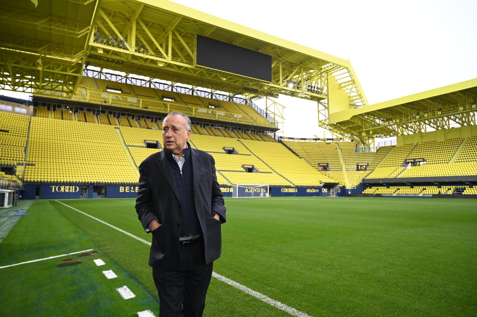 Así ha sido el reencuentro de la plantilla del Villarreal con el 'nuevo' Estadio de la Cerámica