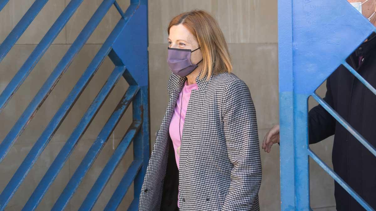 Carme Forcadell saliendo de la cárcel de Wad-Ras