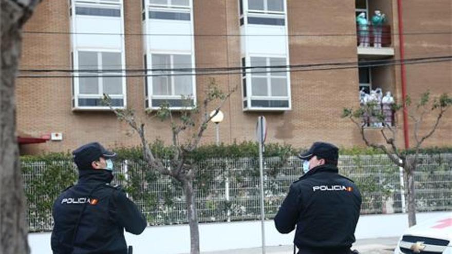 Sanidad defiende que hospitaliza a los residentes de Castellón según criterios clínicos