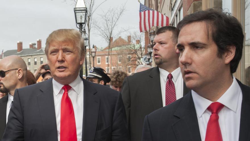 Michael Cohen y Donald Trump en 2011.